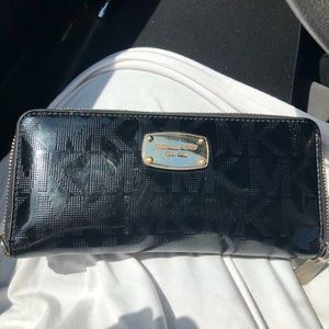 MK wallet